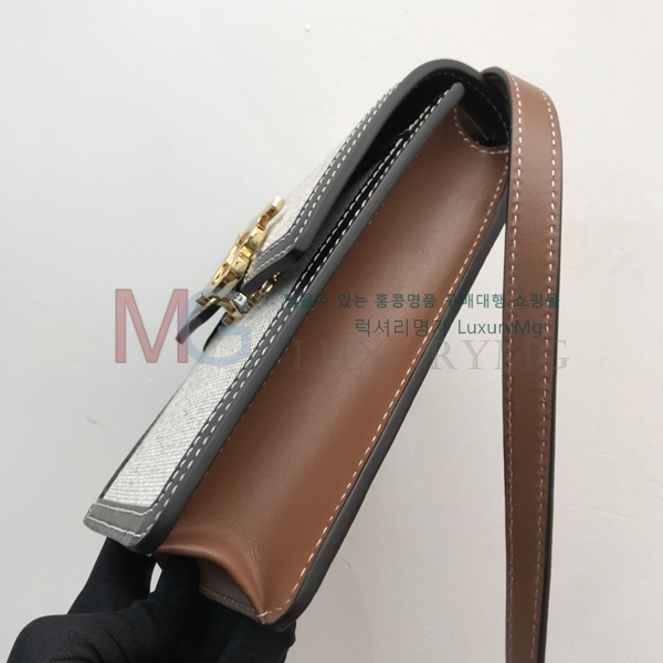 ������ ���� �κ�� 80302211-A-8