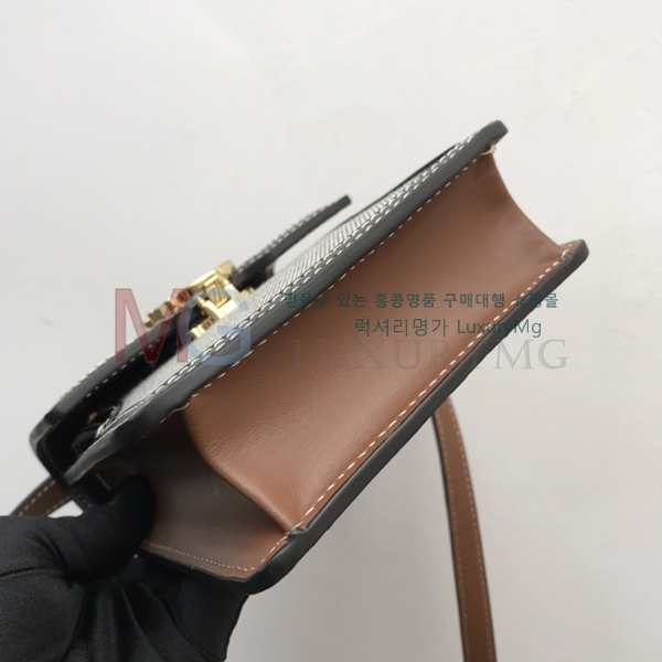 ������ ���� �κ�� 80302211-A-8