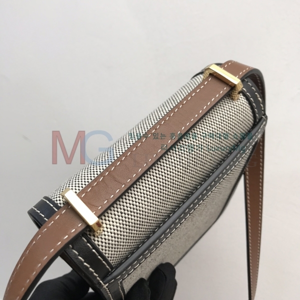 ������ ���� �κ�� 80302211-A-8