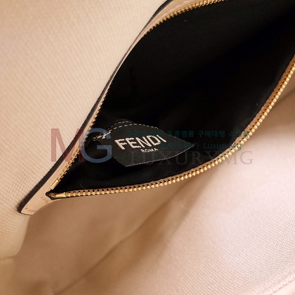 ��� FF �ٰ�Ʈ�� F8600-A-7