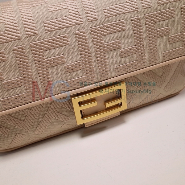 ��� FF �ٰ�Ʈ�� F8600-A-7