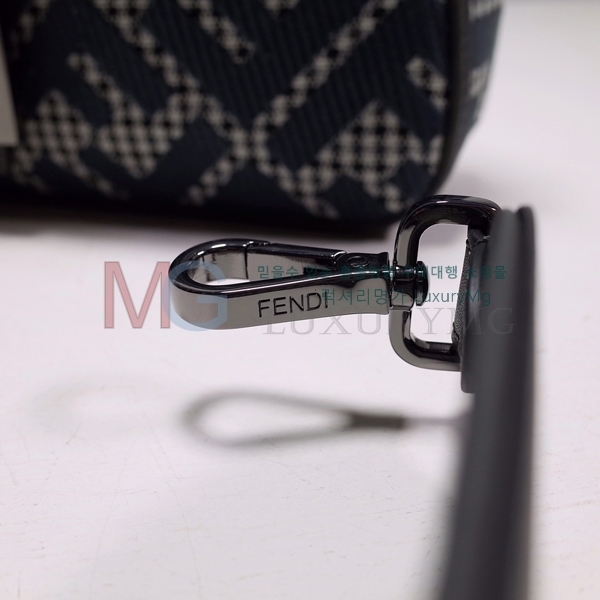 ��� FF �ٰ�Ʈ�� F8600-A-6