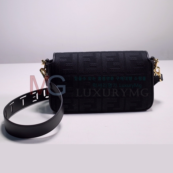 ��� FF �ٰ�Ʈ�� F8601-A-3