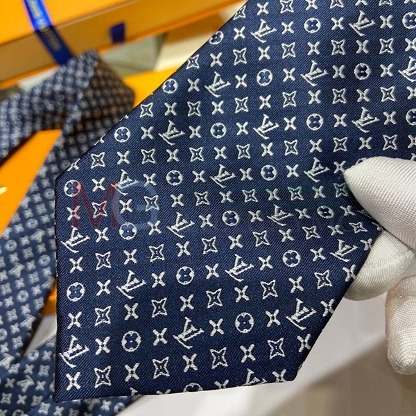 ���̺��� ��Ÿ�� L60237-3