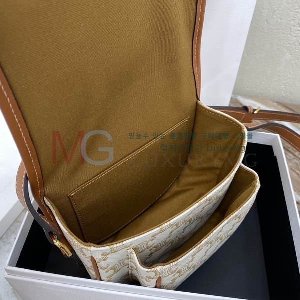 ������ Ʈ������ �̵�� ���ڹ� 191502-A-1