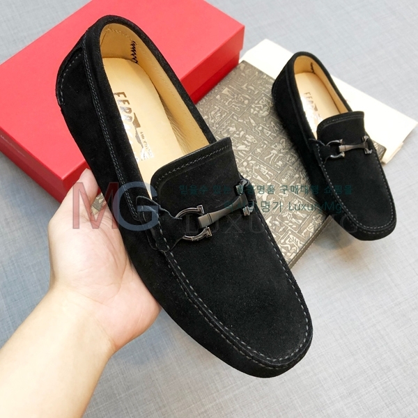 ��󰡸� ���� FO56620