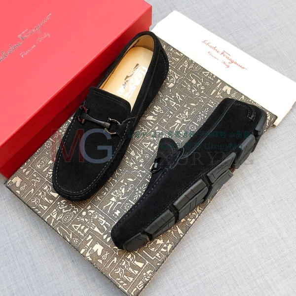 ��󰡸� ���� FO56620