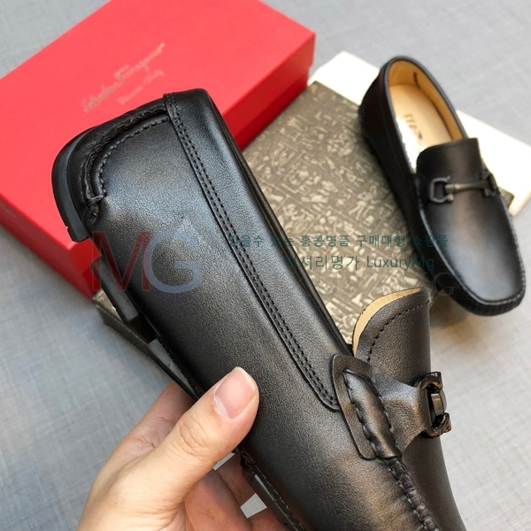 ��󰡸� ���� FO56620-2