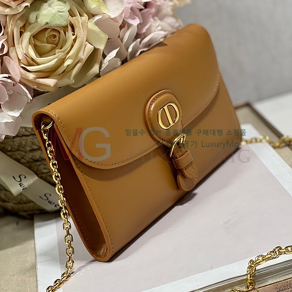 ��� �ٺ� �̽�Ʈ ����Ʈ �Ŀ�ġ M5703-4