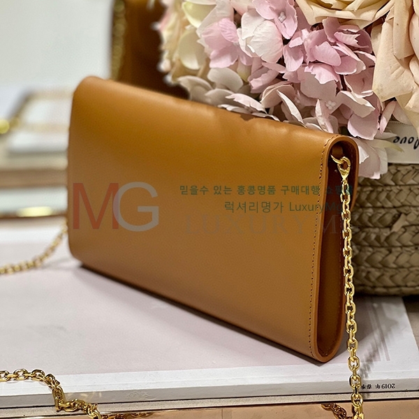 ��� �ٺ� �̽�Ʈ ����Ʈ �Ŀ�ġ M5703-4