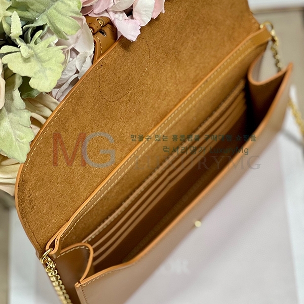 ��� �ٺ� �̽�Ʈ ����Ʈ �Ŀ�ġ M5703-4