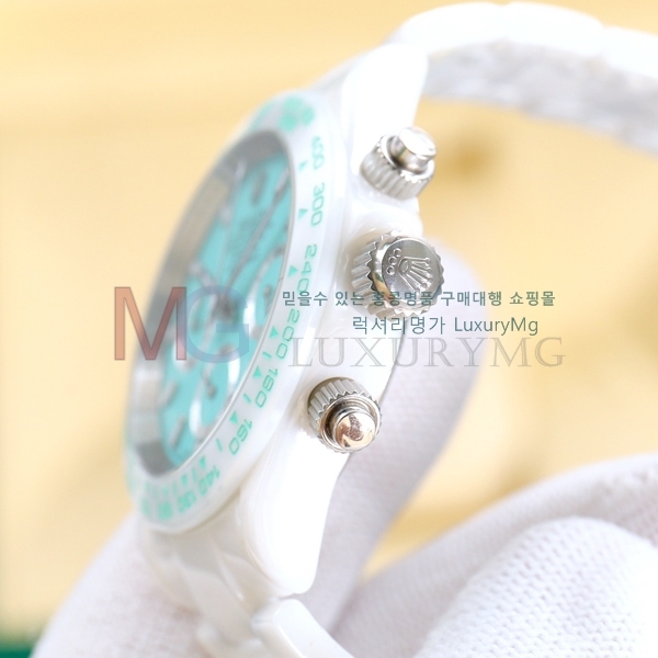 �η��� �����䳪 �ð� VK188360-3
