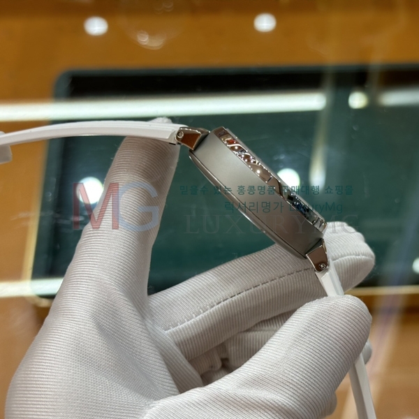 ���̺��� ���θ� ��Ʈ�� ���̹� �ð� L443011-1 (44MM)
