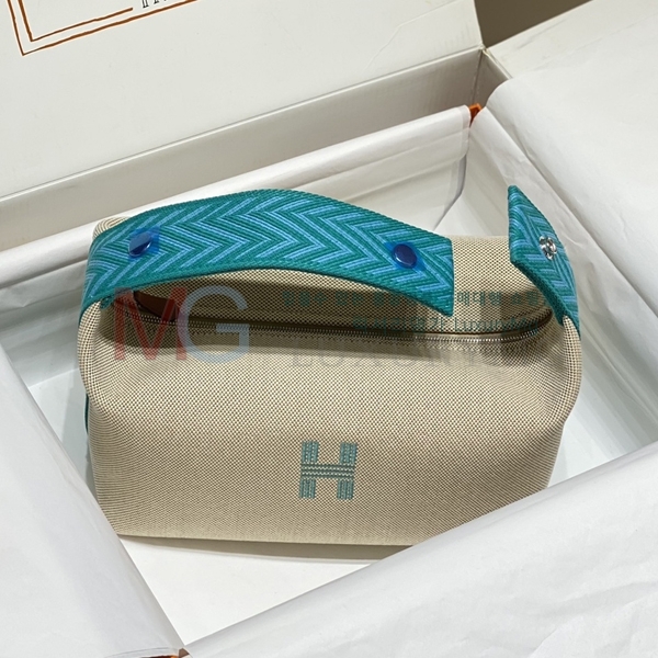 �����޽� �긮���귢 Ʈ���� ���� �Ŀ�ġ H58971-20