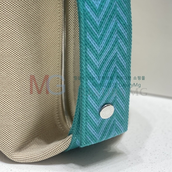 �����޽� �긮���귢 Ʈ���� ���� �Ŀ�ġ H58971-20