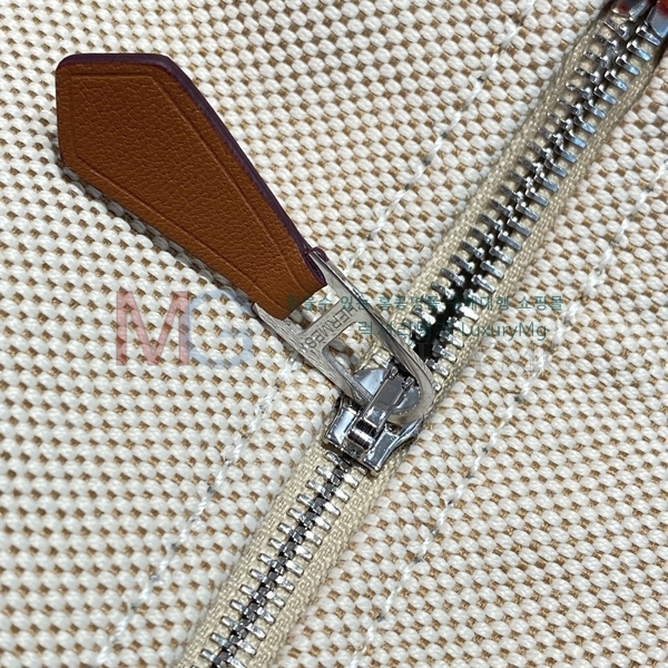 �����޽� �긮���귢 Ʈ���� ���� �Ŀ�ġ H58971-10