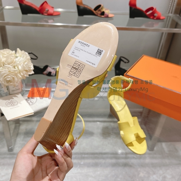 �����޽� ���� OMN9655216-1