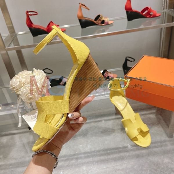 �����޽� ���� OMN9655216-1