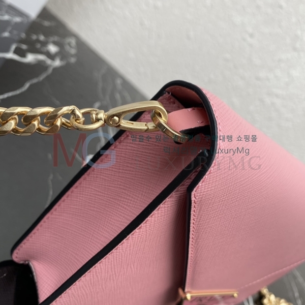 ����� ���ǾƳ� ���� �ڵ�� 1BD318-A-4