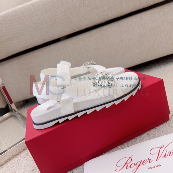 ������� ���� RM605558-1