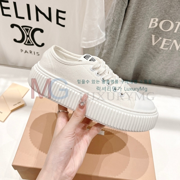  �̿�̿� ���� ����Ŀ�� M501186-2