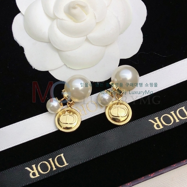 ��� �̾ AD66520