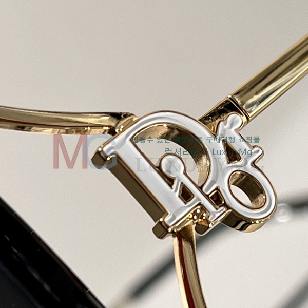 ��� ���۶� YDI609952-3
