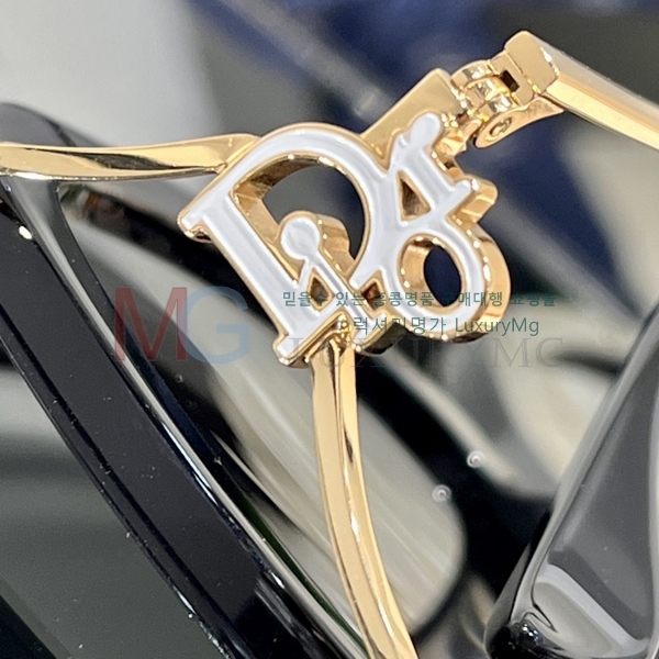 ��� ���۶� YDI609952-3
