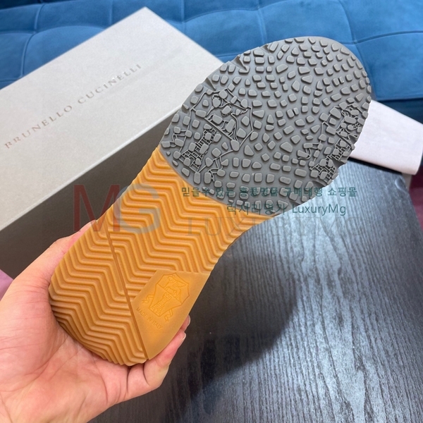 ���ڷ� ��ġ�ڸ� ���� ����Ŀ�� BC4502381-8