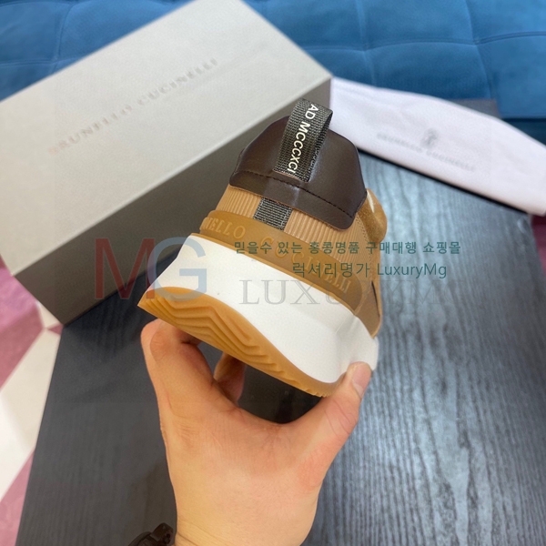 ���ڷ� ��ġ�ڸ� ���� ����Ŀ�� BC4502381-8
