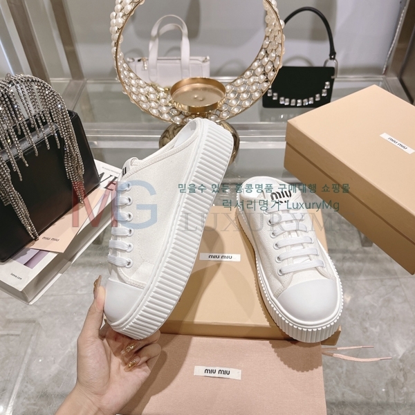  �̿�̿� ���� ����Ŀ�� �� M506621
