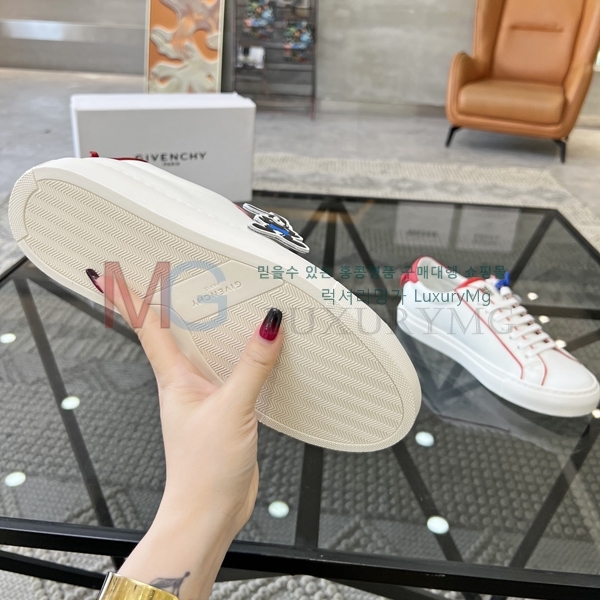 ����� ���� ����Ŀ�� 8JVA6066-4