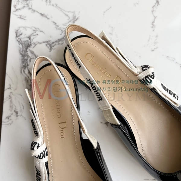 ��� J'ADIOR �÷� DA58451-504