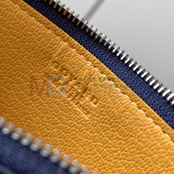 ���ߵ� �μ�Ʈ ���̽� ���� G8503-5