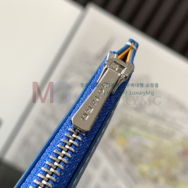 ���ߵ� �μ�Ʈ ���̽� ���� G8503-6