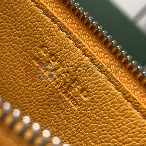 ���ߵ� �μ�Ʈ ���̽� ���� G8503-8