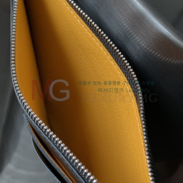 ���ߵ� �μ�Ʈ ���̽� ���� G8503-2