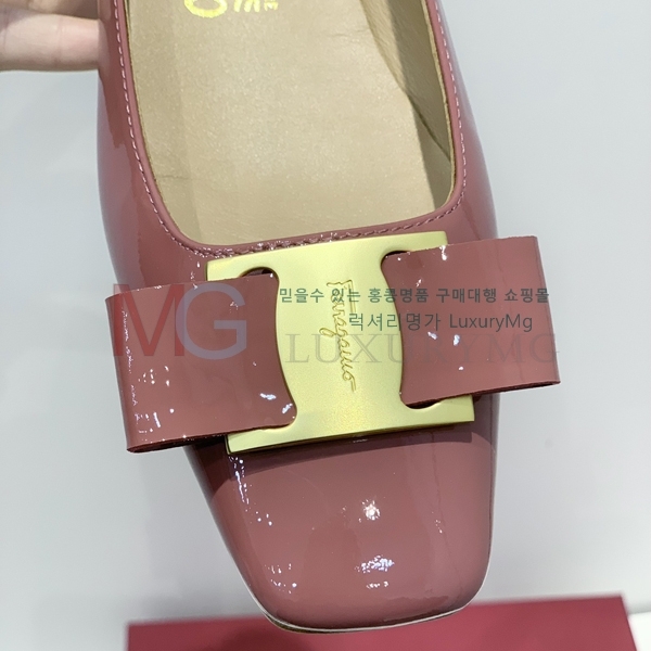 ��󰡸� ������ FEL509181