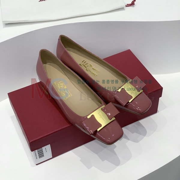 ��󰡸� ������ FEL509181