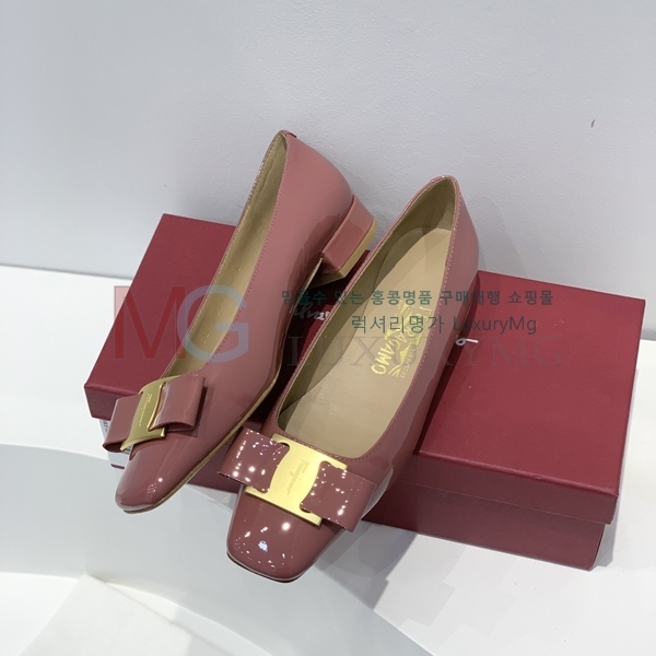 ��󰡸� ������ FEL509181
