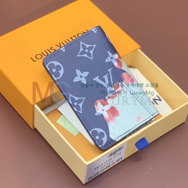 ���̺��� ���� ���ų����� M82827