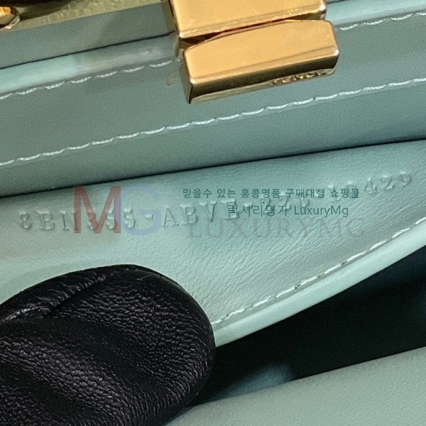 ��� ��ī�� I See U ��Ʈ�� 71112-8