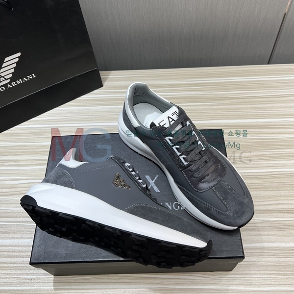 �˸��� ����Ŀ�� AM32204