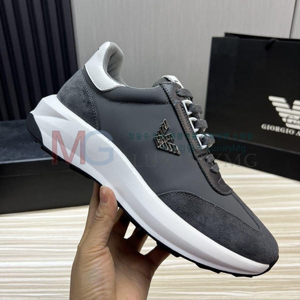 �˸��� ����Ŀ�� AM32204
