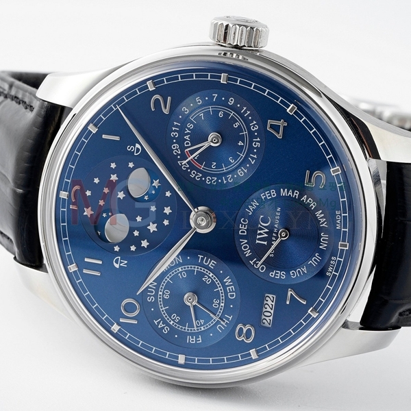 ���̴������� �����ƽ �ð� W371220-3 (42.2mm)