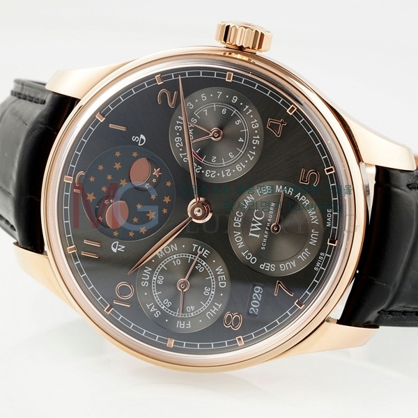 ���̴������� �����ƽ �ð� W371220-7 (42.2mm)