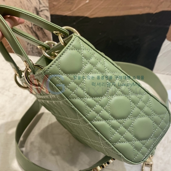 ��� ABC ���̵�� M80056-11
