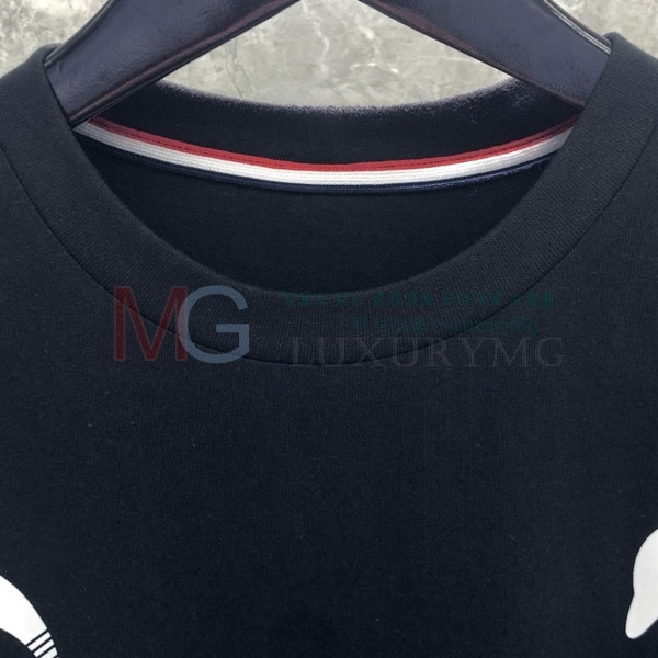 ����� ����Ƽ TM61627-1
