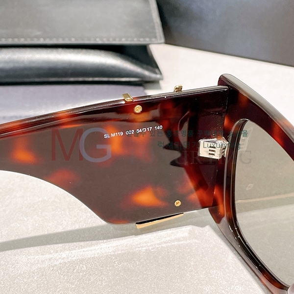 ���ζ� ���۶� 9YSL0228-3