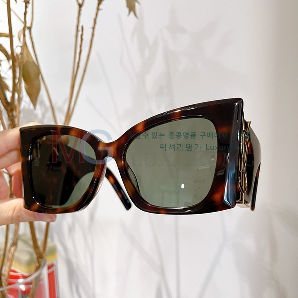���ζ� ���۶� 9YSL0228-3